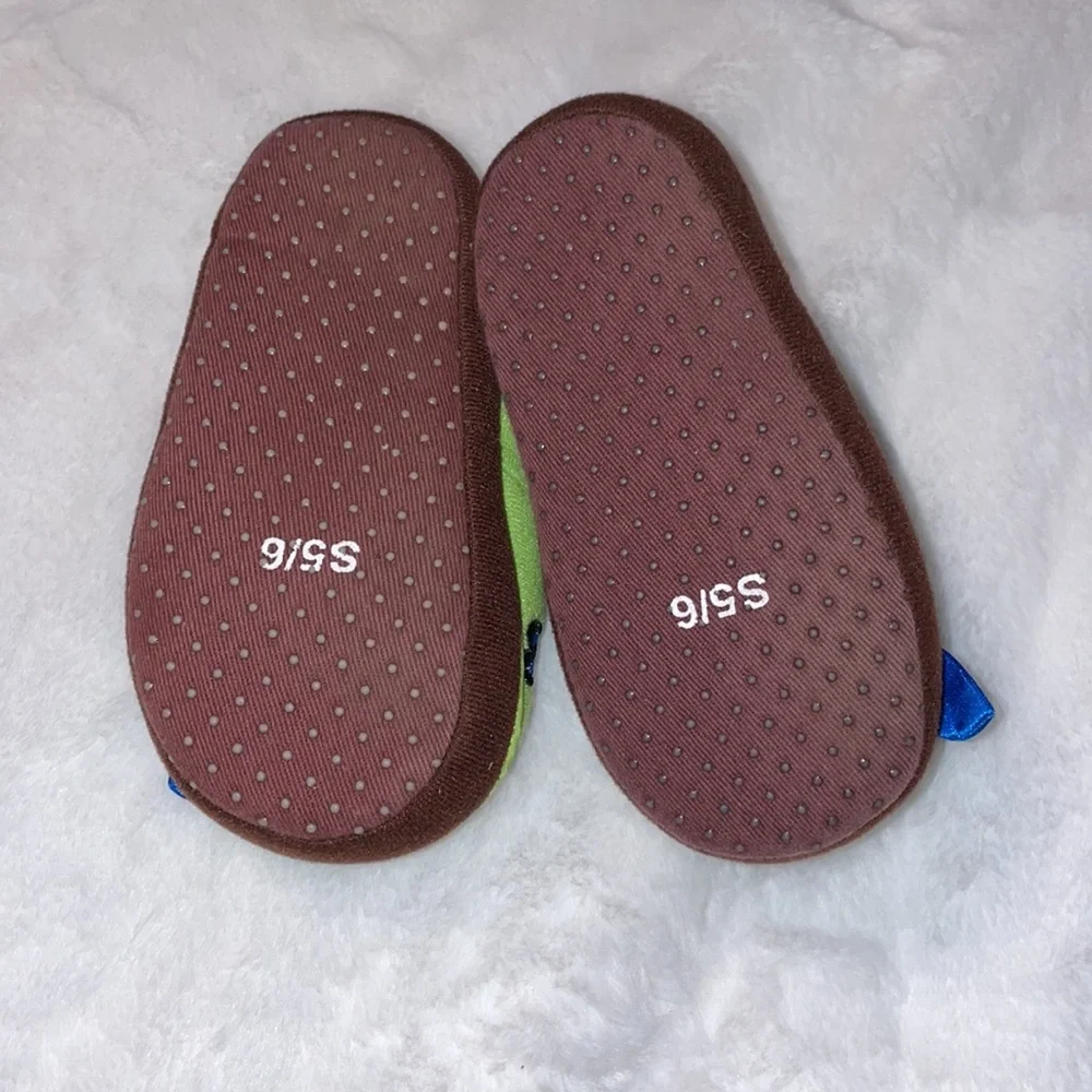 Teenage mutant ninja turtles, size small, 5/6 slippers